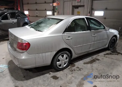 2005 Toyota Camry Le from USA, damaged, VIN 4T1BE30K45U040672